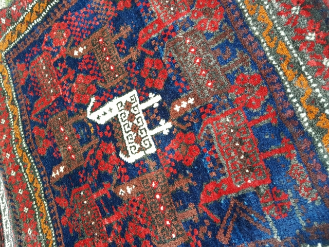 Superb colours and condition compleet older baluch half bag                        