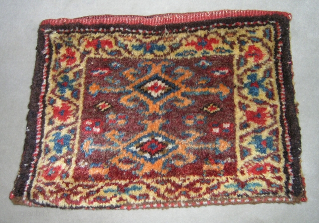 Small Complete Bag
North West Iran shahsavan tribal
wool on wool
size,43cmx33cm
all original sides
all natural colors
full pile on shinny wool
circa 1920               