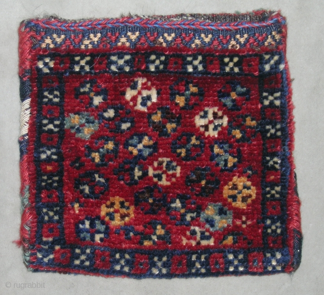 Central Of Iran
Chahar-Mahal Bakhriari Province
lori Tribal
Small knotted Bag
Wool On wool Foundation
Circa,1920
Size,0.25cmx0.26cm
                      