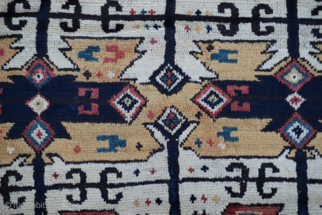 Late 19th century Zakatala rug
   size:175 x 134 Cm
              5'9"x4'6""        