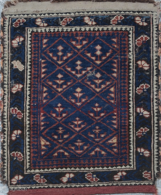 Dagısthan (Caucasian) Bagface Rug 

Size:54 x 47 Cm                         