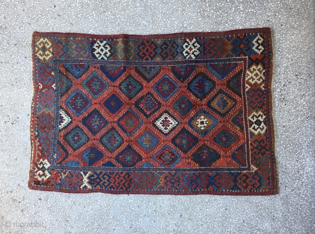 East Anatolian Kurdish Rug,19th Century
Size:177x118cm / 5’11”x3’1”/ 71x 46inches                        