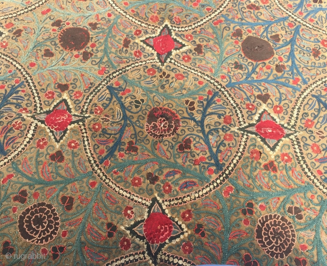 Rasht Embroidery (Persian) end of the 19th Century
Size:251x162cm/8'2"x5'3"                         
