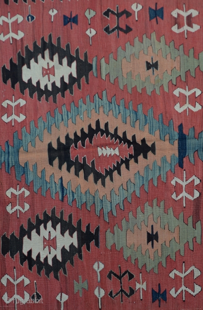 Old Anatolian (probably Afyon region) Kilim
Size:162x310 Cm
        5'5"x 10'4"                 