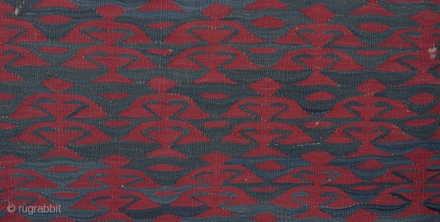 Şarköy Kilim UNUSUAL Mid 19th Century
size 95x158 Cm
         3'x5'3''                