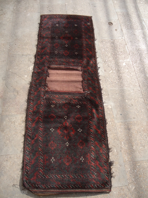 Complete Baluch Khorjin with Kilim backing,perfect condition,all good colors,soft shiny wool.nice design.E.mail for more info.                  