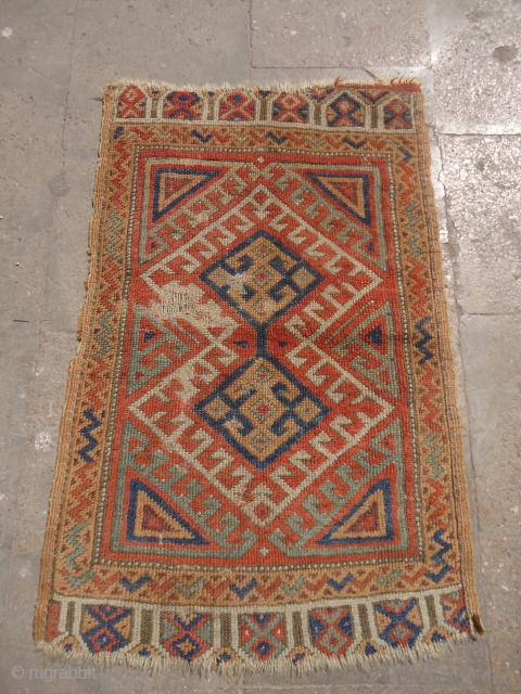 Anatolian Yastik with nice natural colors and deisgn,good age.Size 2'9"*1'9"*.E.mail for more info and pics.                  