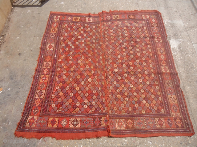 Verneh with great natural colors and early age,as found without any repair or work done.Finely woven,very nice design and colors.Size 5'9'*5'7".E.mail for more info and pics.       