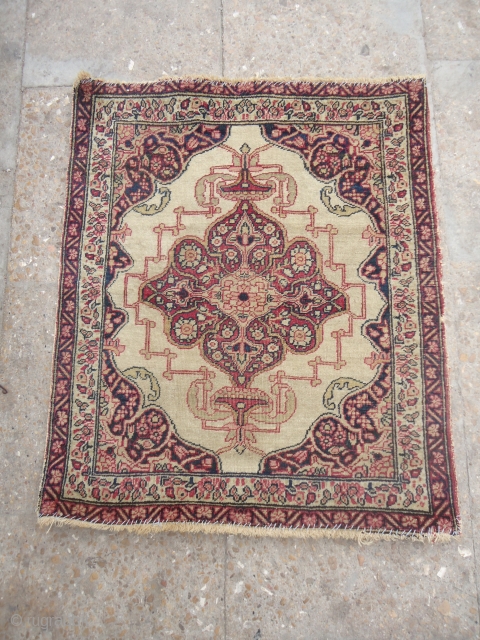 Kerman Pushti with beautiful colors and desigen,fine weave,good age,without any repairs.E.mail for more info and pics.                 