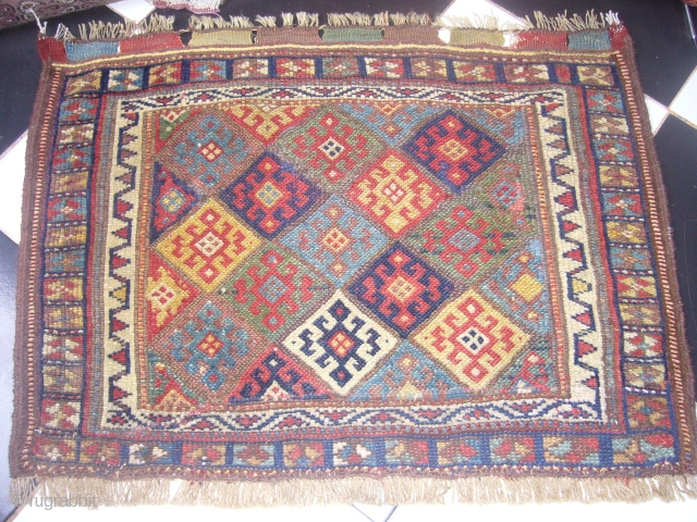 Jaf Kurd,very colourfull,good condition,brilliant colours soft wool,very fine weaving quality,Size 2'3"*1'9".
                      