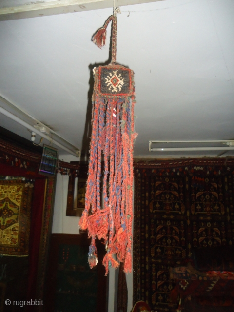 Bluach Decoration Hangging with very nice and colors,good age,All original.E.mail for more info and pics.                  