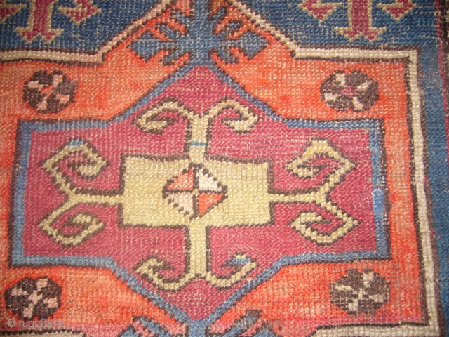 Fachralo Prayer Rug,good condition and colours,little old repair.Hand washed ready for use.E.mail for more info and pic.                