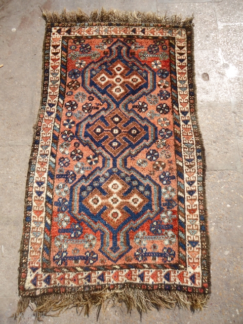 Qashqai or Shiraz seating rug with full pile and natural colors,very good condition,all original.Size 4'2"*2'".E.mail for more info and pics.             
