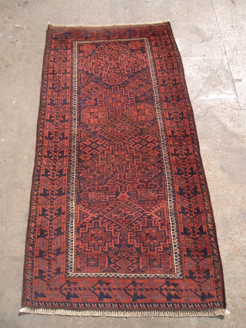 Baluch Rug with very fine weave,natural colors and beautiful design,very good condition,wihout any repair,good age.Size 5'3"*2'10".E.mail for more info and pics.            