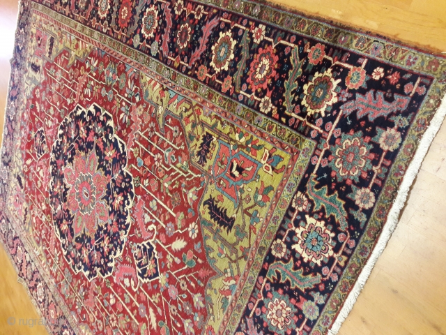 Great colors Heriz. SIZE: 10' X 12'-5". Please contact me directly by Phone 617-484-3363 or email: kia@artofpersianrugs.com                