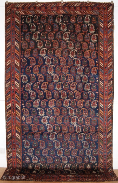 Superb Afshar long rug with boteh design, outstanding colour, size: 278 x 159cm.                    