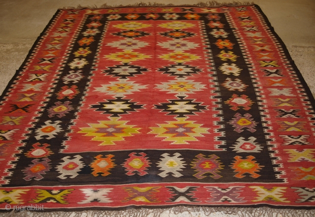 Anatolian Sharkoy kilim, Western Turkey.

Size: 9ft 0in x 7ft 9in (275 x 235cm).

Old Anatolian Sharkoy kilim, Western Turkey

Circa 1920

Sharkoy kilims are also known as Sarkoy or Thracian, they originate from Western Turkey  ...