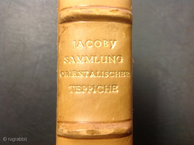 Heinrich Jacoby; Eine Sammlung Orientalischer Teppiche.
Berlin 1923.
A scarce book considered to be a must for all collectors.
140 pages, size: 32 x 25cm, weight: 2.20kg.
Superb original condition with only very slight signs of  ...