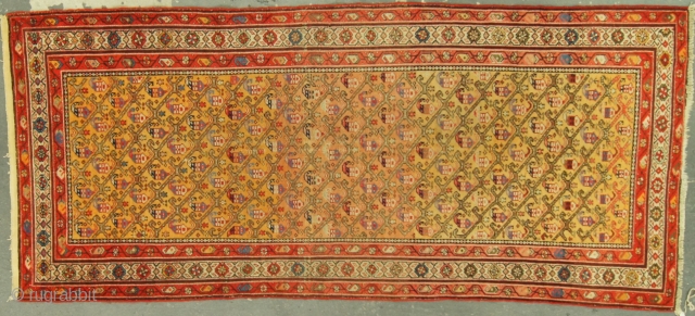 Persian Malayer, c. 1930. 5 x 9 ft (150 x 270 cm), good condition.                   