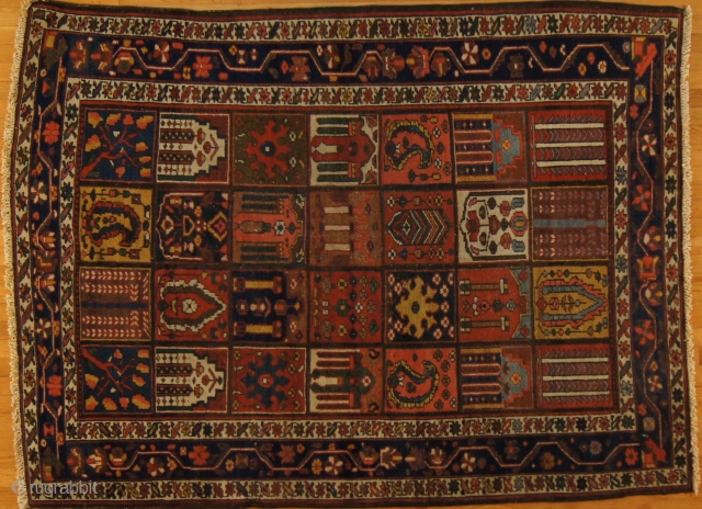 Persian Bakhtiar, c. 1920. 5 x 7 ft (150 x 210 cm), good condition.                   