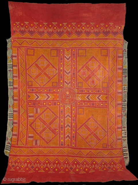 Hand Embroidery Odhani Probably From Shekhawati Distric of Rajasthan.India.known As Lugari.Very Rare Copata Design Odhani.Its Size is 128cm x 194cm.(DSC01070)             