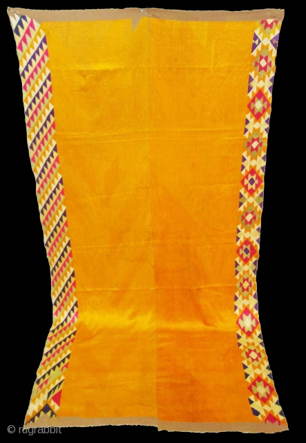 Phulkari From West(Pakistan)Punjab. India.known As Vari-Da-Bagh ,With Rare influence of two Different Design of Panch Rangi Side Borders(DSC04761 New).              