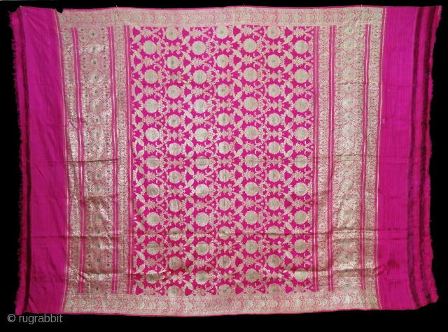 Dupatta handwoven fuchsia silk with zari (Real Silver) from Varanasi, Uttar Pradesh , India. c.1900. Good condition. Its size is 170cmX235cm(DSC06349 New).           