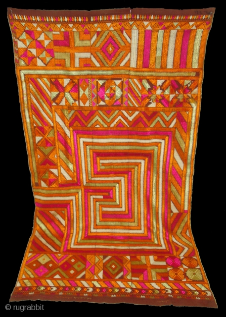 Phulkari From East(India) Punjab.India.Very Rare Indian Phulkari.Known as Bhul Bhulaya(DSC02553 New).                      