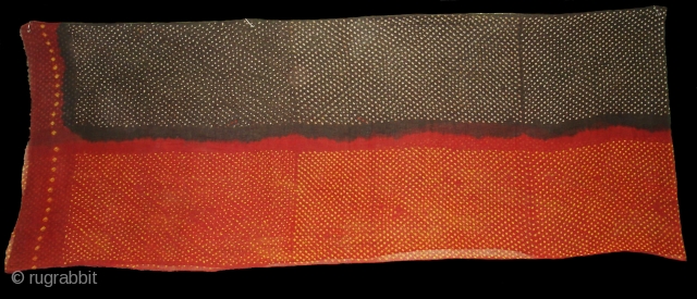 Safa (Turban)Tie and Dye(Natural Colours)Cotton malmal,From Kutch,Gujarat India.Its  size is 88cmX450cm(DSC01818 New).                    