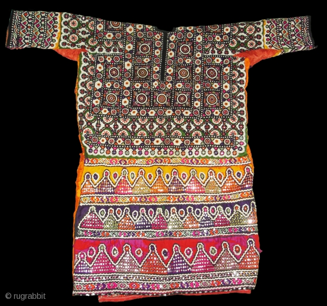 Woman’s Tunic (Chola or Gajj),From Thano Bula Khan , Sindh Region Of Pakistan. India. This were traditionally used mainly by Burfati Group of Thano Bula Khan, Dadu. Sindh Region.Silk Embroidered With Silk,  ...