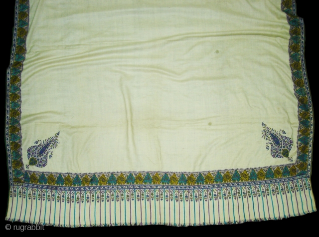 Dorukha Palledar shawl (Pashmina Wool)with Doranga Embroidery From Bengal, India.C.1870.Its size is 130cmX315cm. Good condition(DSC05467 New).                 