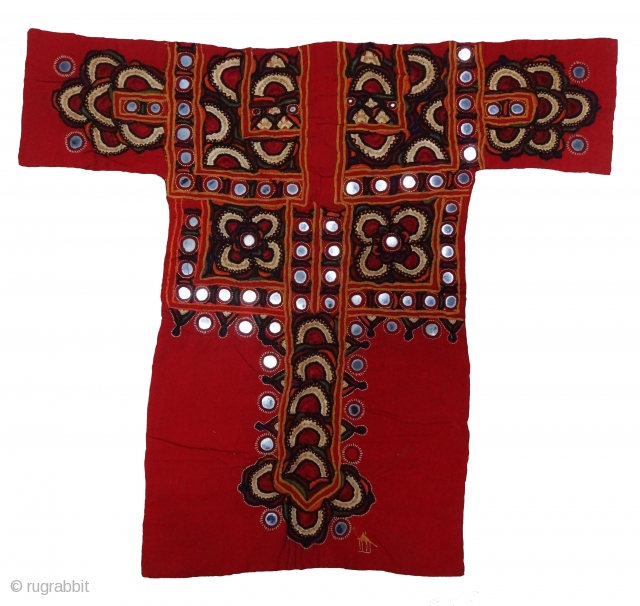 Embroidered Blouse-Front(Gaj)From Chetiari Sanghar,Morana, Sindh Provision of Pakistan. India.Cotton lined, Cotton and silk embroidery and mirrors(DSC0644).                 