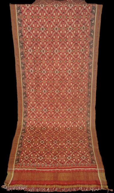 Patola Sari Silk Double Ikat.Probably Patan Gujarat.This Patola sari has the type of geometric,non figurative pattern particularly favoured by the ismaili Muslim merchant community of the Vohras.and its called Vohra-Gaji-Bhat.(Vohra Type Design).Its  ...