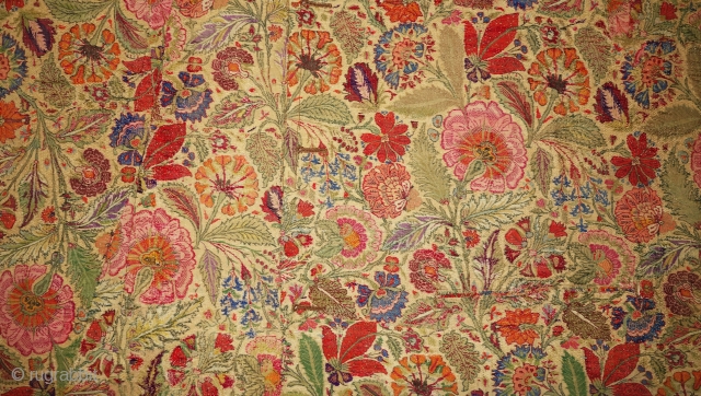Deccani Shawl Fragment of Kani Jamawar, From Deccan-Hyderabad,South-India, India.Shwoing the Finest Floral Design. c.1750-1800. Its Size is 64cmx65cm(DSC08117).               