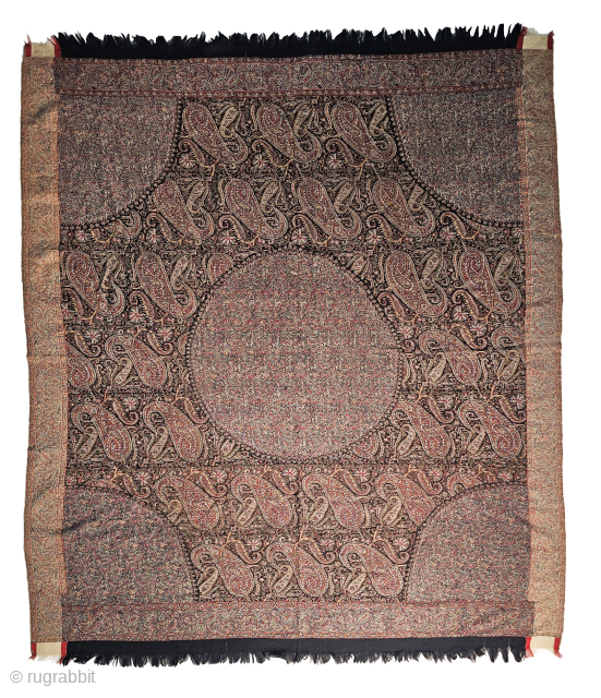 An Rare Kari(Paisley) Design Kani Moon Shawl From Kashmir, India.

C.1835 -1850.

Its Size is 164cmx184cm (20251004_160231) Please email me at Kutcharts1@gmail.com
             