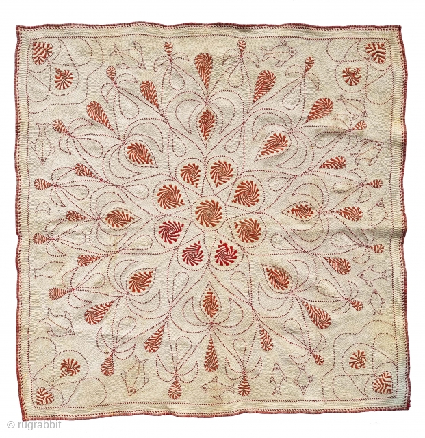 Very Fine Floral Kantha Quilted and embroidered cotton kantha Probably From East Bengal(Bangladesh) region, India. 

c.18575-1900. 

Its size is 75cmX77cm  (20221110_101641).           