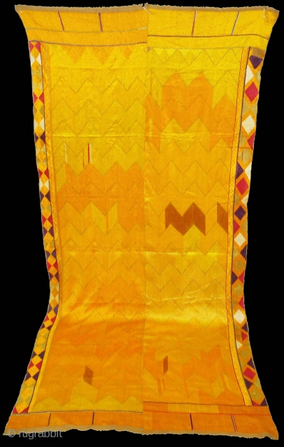 Phulkari From West(Pakistan)Punjab.India.Known As Lahariya Design Vari-Da-Bagh,With different influence of Lahariya Design Vari-Da-Bagh(DSC05000 New).                   