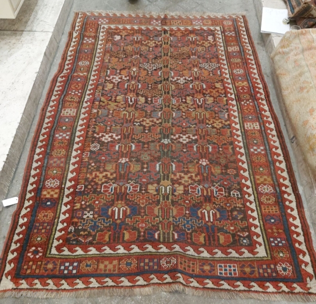 Antique Sauk Bulag. 
Mid 19th
230x155cm

Amazing vegetal saturéd dyes

Very Good state, good pile, no oxydated dark. Three small old repairs, pretty well done           