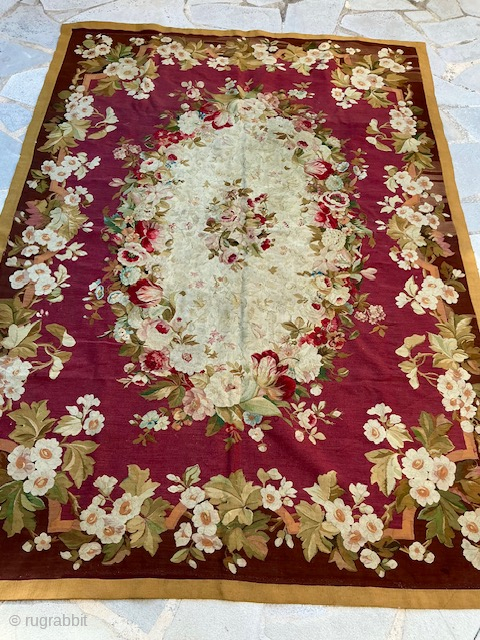 Aubusson Napoleon III perfect condition nice colours
Contact via WhatsApp : +33 (0) 614362146