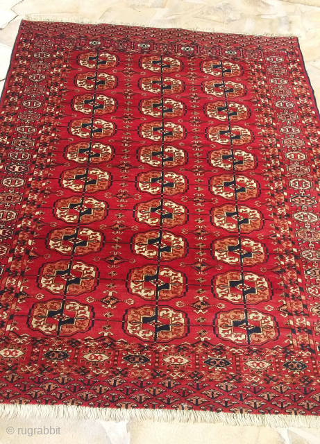 Antique Tekke 165 X 128, soft wool, perfect pile. 
Contact via WhatsApp : +33 (0) 614362146                 