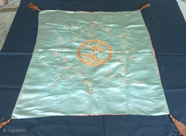 Panel  embroidery silk 66 x 68
for the wedding
Panel similar to Victoria and Albert museum
Ref: M20 - Textile department
price upon request
            