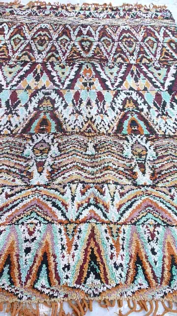 Morocco, probably Beni Sadden, fantastic design, 2 x 3 meter.
Price upon request
                     