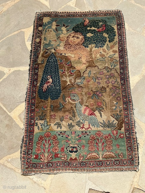 Tabriz Wagere 106 x 85 - circa 1880
Contact via WhatsApp : +33 (0) 614362146 :                  
