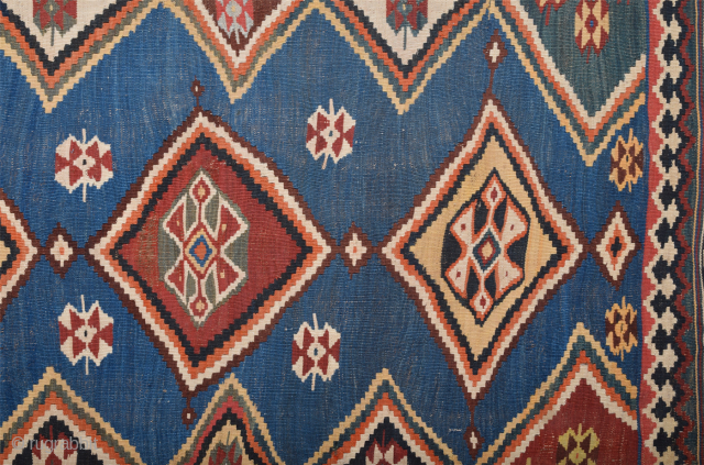 Lovely 19th Century Qashqai Kilim Size 160 x 206 cm*                       