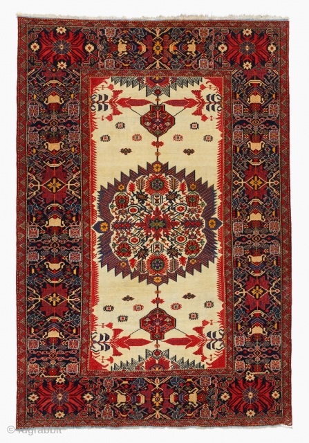 Antique Ferahan Rug
Late of 19th Century Persian Ferahan Rug Size 127 x 190 cm

Stock No 1494

http://www.galleryaydin.com/urun/antique-ferahan-rug-2/                 