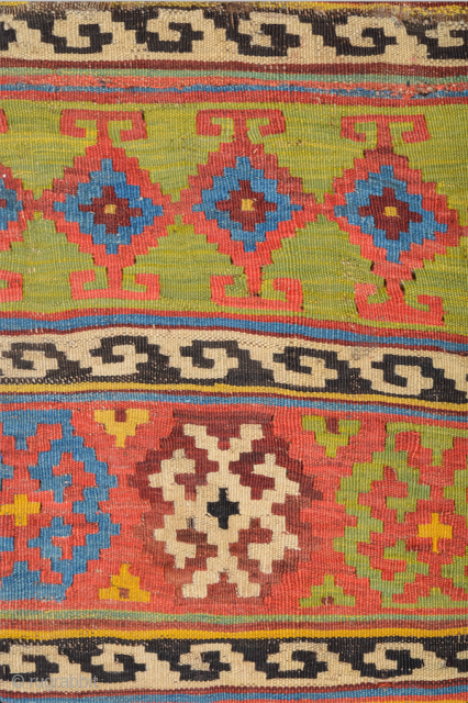 Late 19th Century Qashqai Kilim Size 175 x 305 cm It has great colors                   