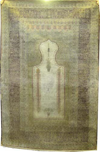 
Kayseri silk Turkish, knotted circa 1925 antique, collectors item, 117 x 177 cm, ID: K-5663
Prayer design, ivory background, finely knotted, signed F, one  border is designed with Islamic inscription, soft as  ...