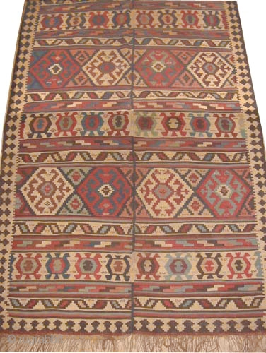 
Shirvan Caucasian circa 1895 antique. Collector's item, Size: 300 x 160 (cm) 9' 10" x 5' 3"  carpet ID: A-1174
Good condition, from one edge the last tiny border is missing, the  ...