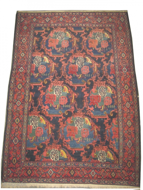 
Senneh Persian knotted circa in 1910 antique, collector's item.  192 x 136 (cm) 6' 4" x 4' 6"  carpet ID: K-80
High pile, in perfect condition, fine knotted, in its original  ...