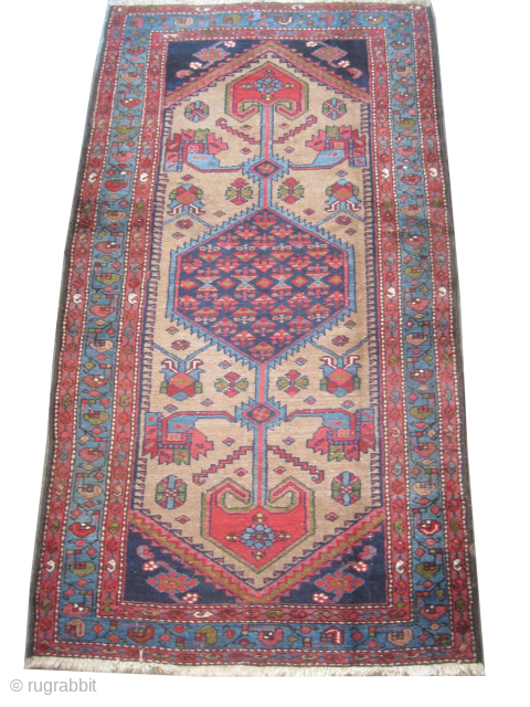 Hamadan Persian, knotted circa 1925 antique, 102 x 189 cm, ID: K-5121
Vegetable dyes, the background is knotted with camel hair, the center medallion and the four corners are indigo, the surrounded large ...